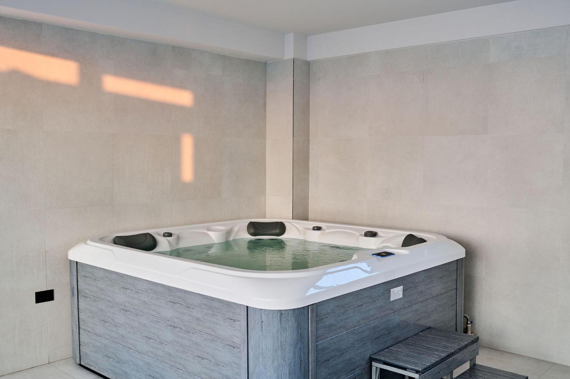 Summer Residence Apartment In Infinity Beach Resort - Parking Mamaia Eksteriør bilde