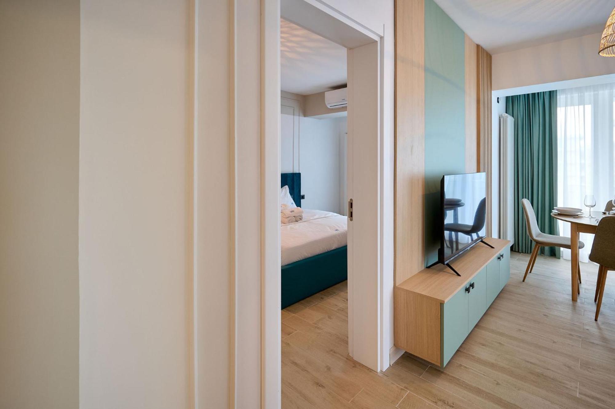 Summer Residence Apartment In Infinity Beach Resort - Parking Mamaia Eksteriør bilde