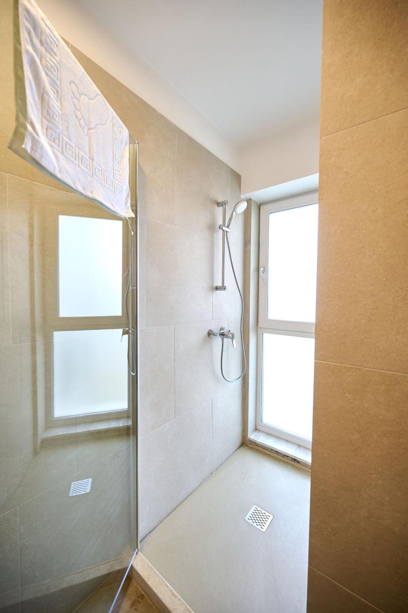 Summer Residence Apartment In Infinity Beach Resort - Parking Mamaia Eksteriør bilde