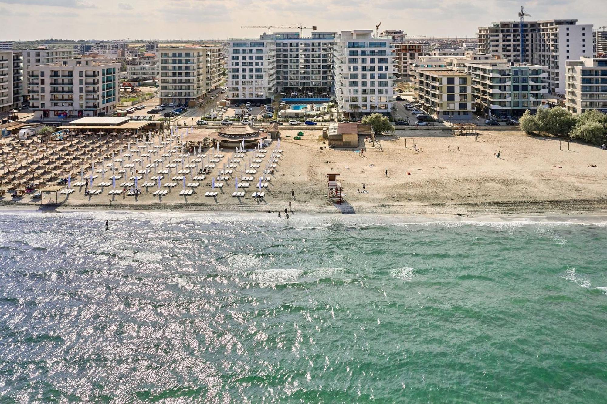 Summer Residence Apartment In Infinity Beach Resort - Parking Mamaia Eksteriør bilde